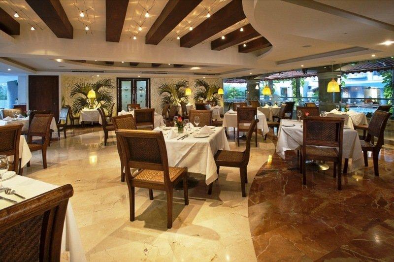 Country International Hotel Баранкила Екстериор снимка