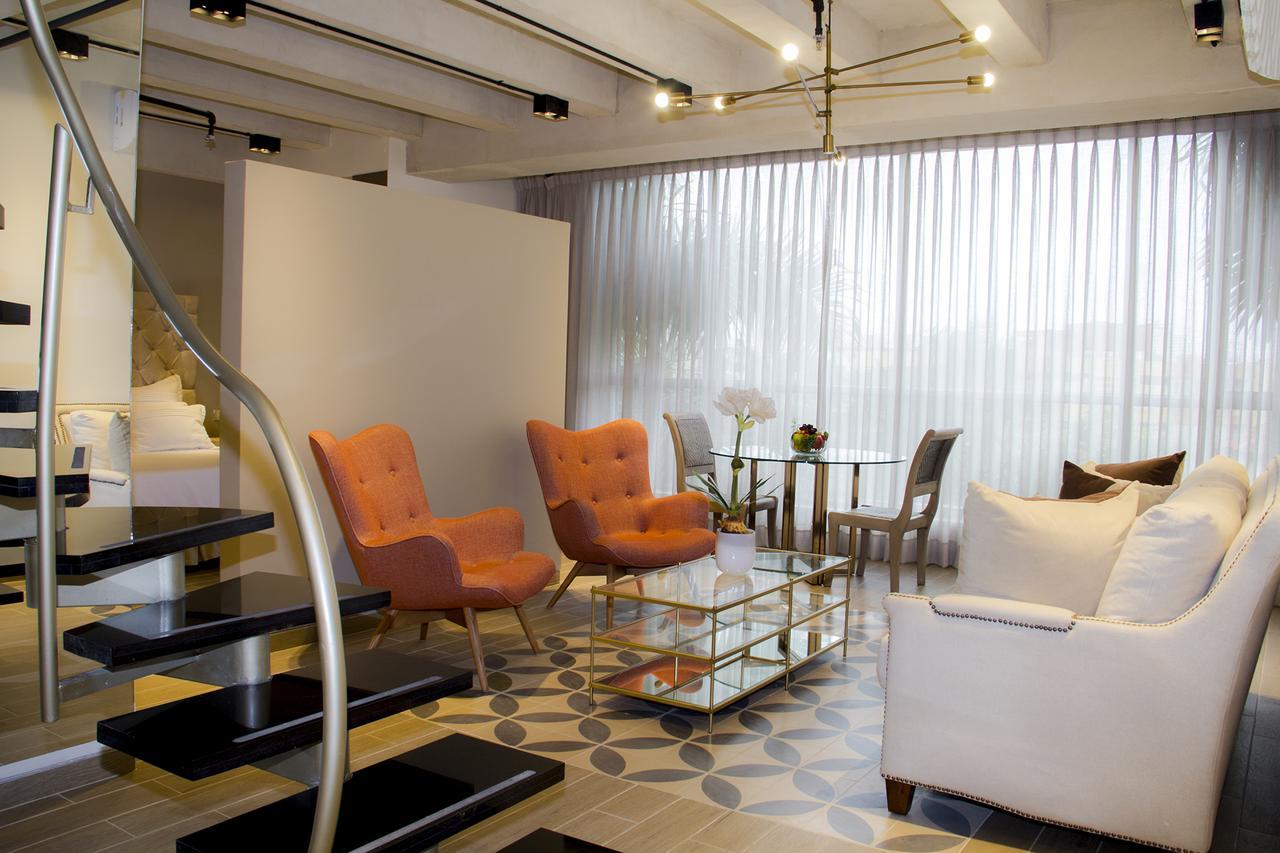 Country International Hotel Баранкила Екстериор снимка