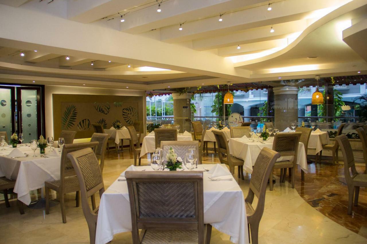 Country International Hotel Баранкила Екстериор снимка